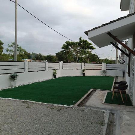 In Homestay Corner Batu Pahat Kültér fotó