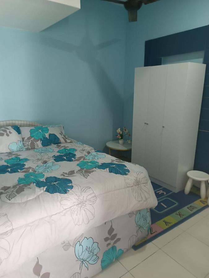 In Homestay Corner Batu Pahat Kültér fotó